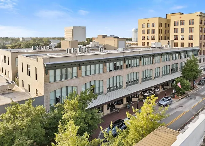 The Brent Lofts Aparthotel 4*
