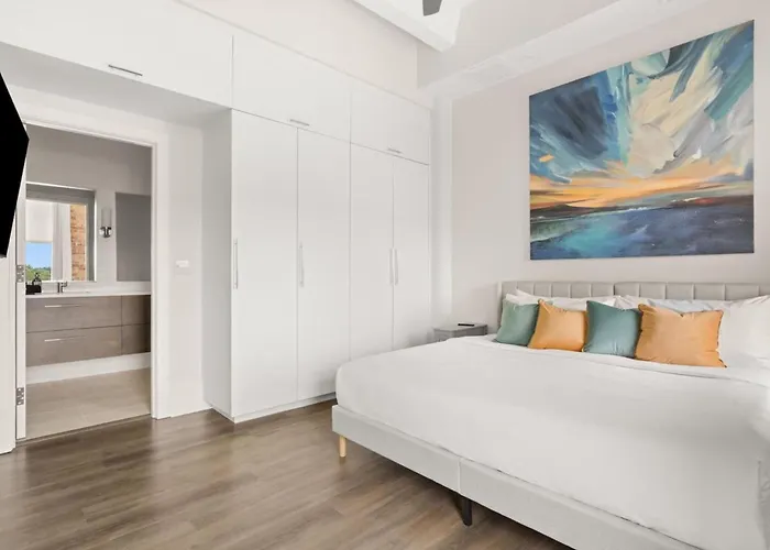 The Brent Lofts 4*